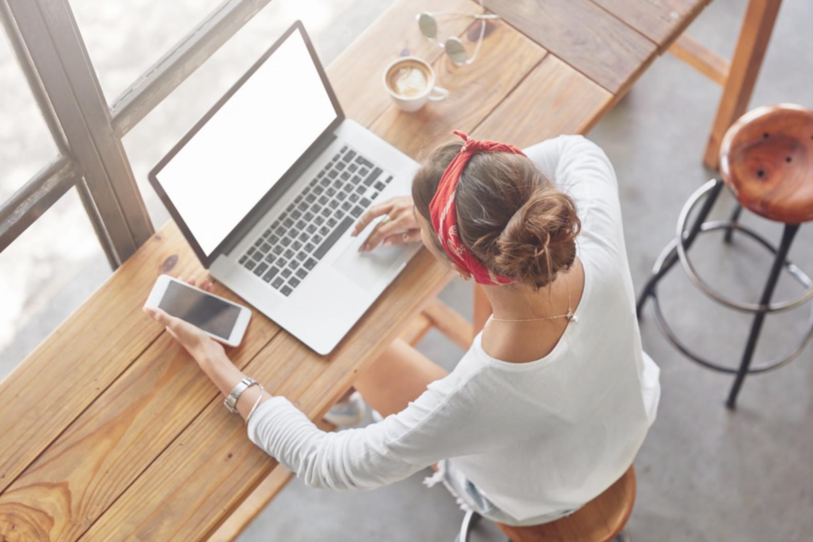 Professionelle Finanzberatung und Szenariomodellierung bei cendrialon